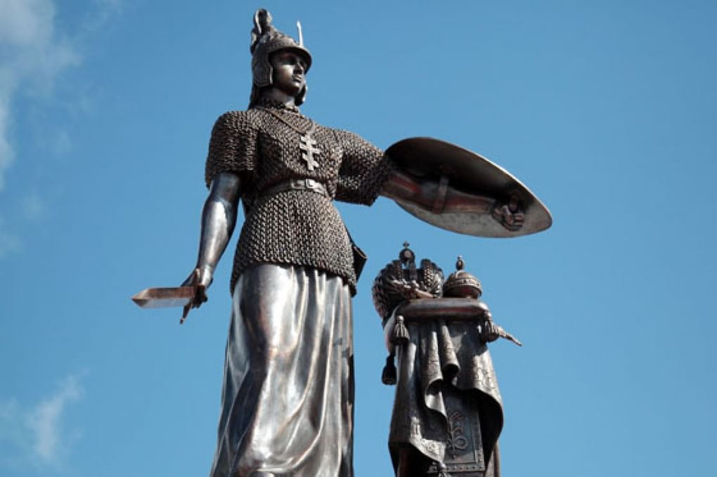Памятник «Россия», бронза, литье, патина. Село Частоозерье, Курганская область, 2013 год