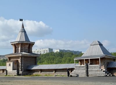 Трифонов Печенгский мужской монастырь в поселке Луостари Мурманской области