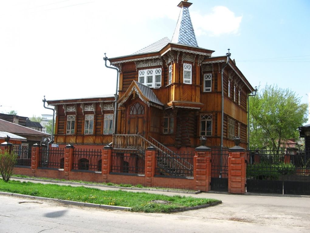 Старый домик в Барнауле. Фотография: А. Литовченко / фотобанк «Лори»