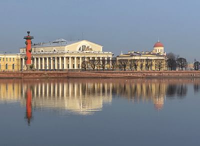 Ансамбль стрелки Васильевского острова