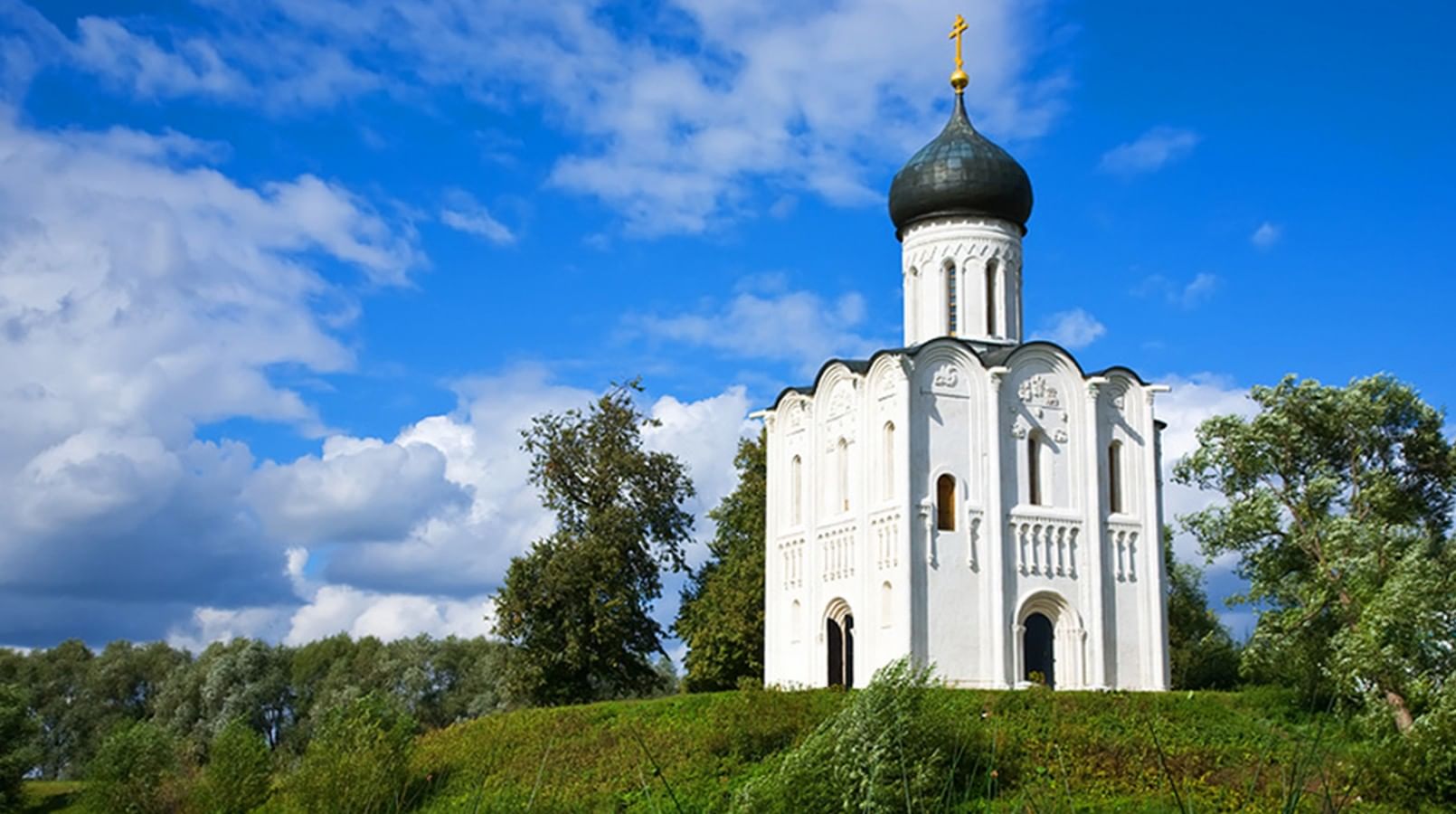 Церковь Покрова Богородицы на реке Нерль. Подробная информация: расписание,  фото, адрес и т. д. на официальном сайте Культура.РФ