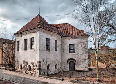 Францисканский монастырь, Римско-Католический храм святого Гиацинта (Рыцарский дом) в Выборге — ныне выставочный зал