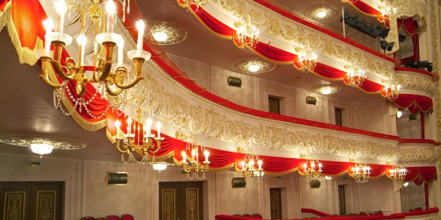 Основное изображение для учреждения Татарский академический государственный театр оперы и балета им. М. Джалиля