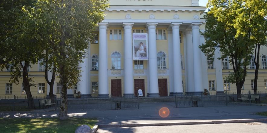 Основное изображение для учреждения Музей изобразительных искусств (Дворянское собрание)