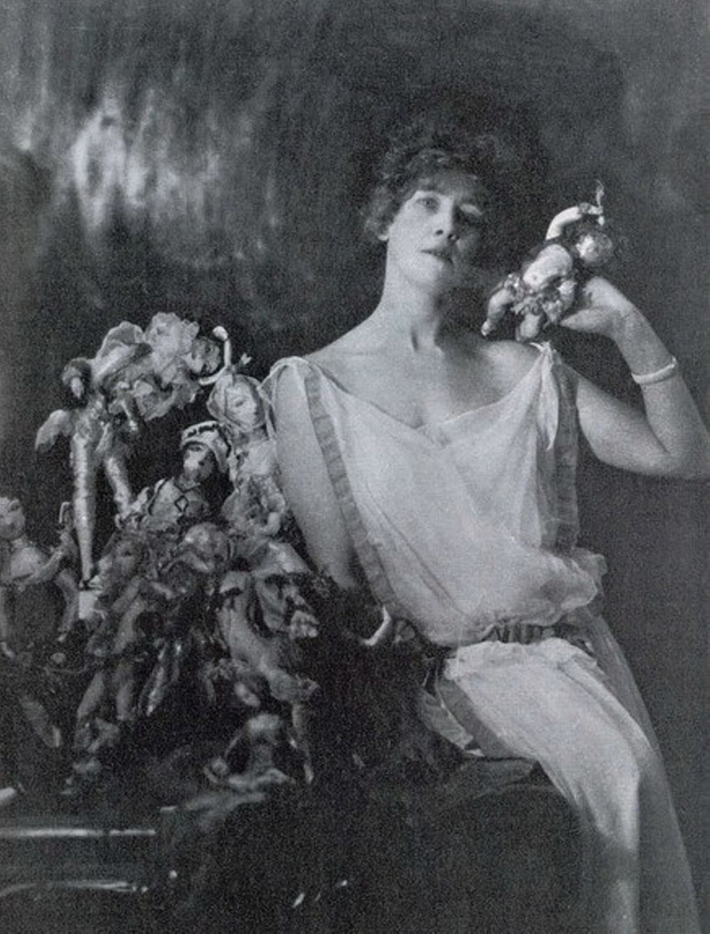 Ольга Глебова-Судейкина. Фотография М. Наппельбаума. 1921