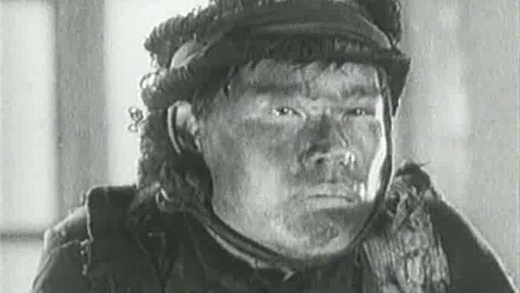 Йыван Кырля в роли Мустафы «Ферта». Кадр из фильма «Путевка в жизнь» (1931)