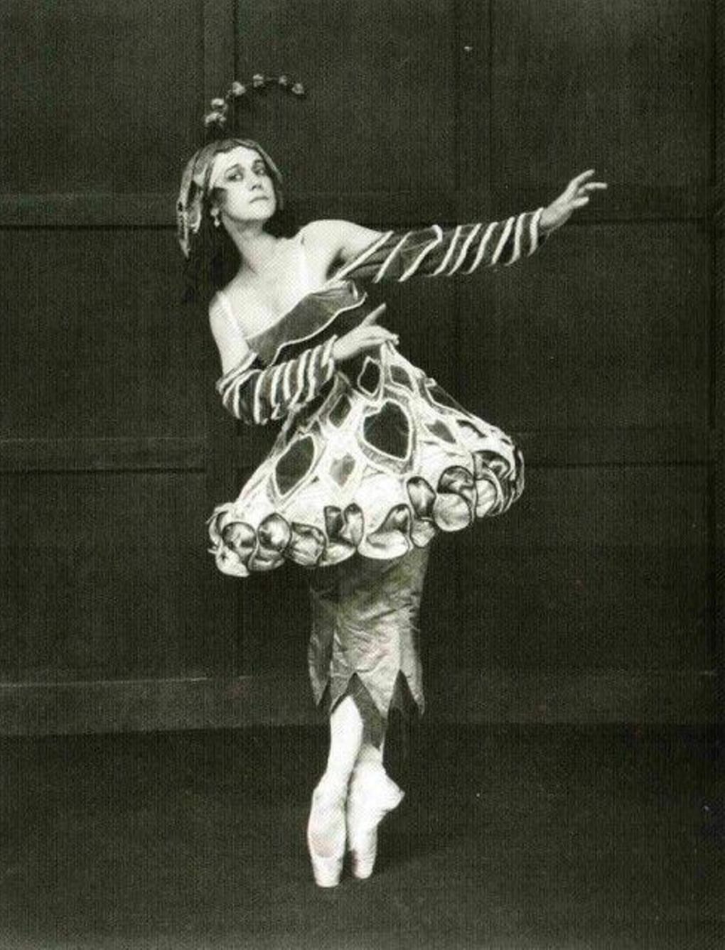 Тамара Карсавина в балете «Женские причуды». 1920. Фотография: spb.aif.ru