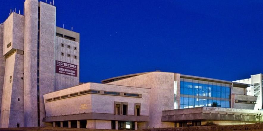 Основное изображение для учреждения Чувашский государственный театр оперы и балета