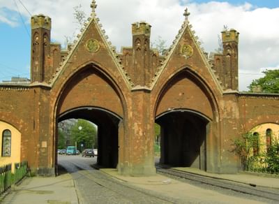 Бранденбургские ворота в Калининграде