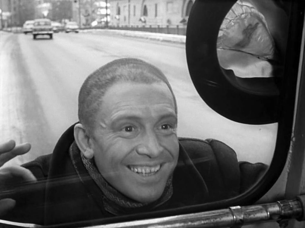 Кадр из фильма «Берегись автомобиля» (1966)