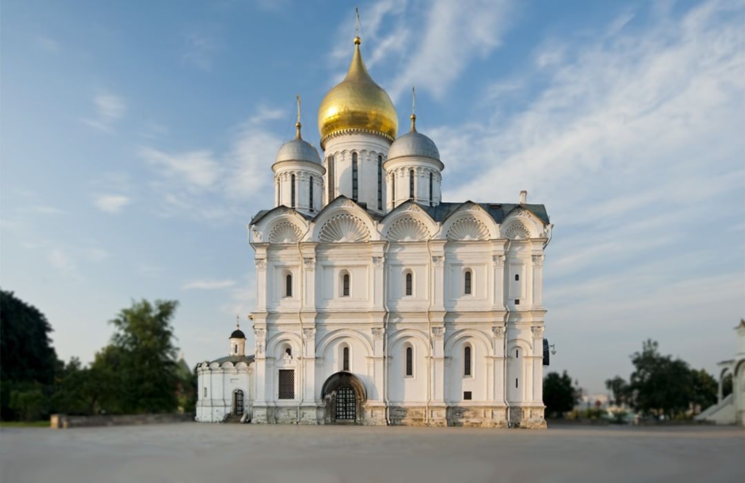 Интерьер архангельского собора московского кремля