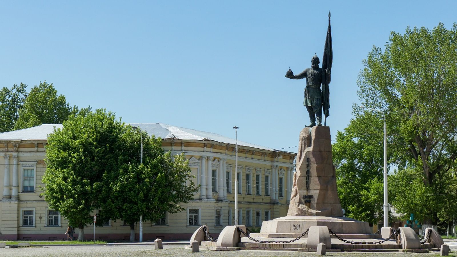 Фото памятники новочеркасск