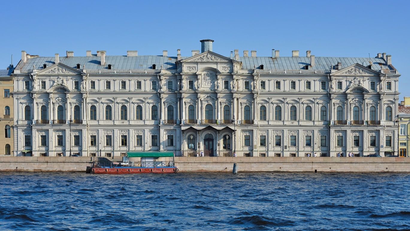 Ново-Михайловский дворец Архитектор