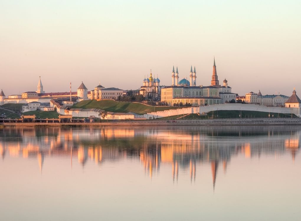 Утренний вид на Казанский кремль. Фотография: Игорь Литвяк / фотобанк «Лори»