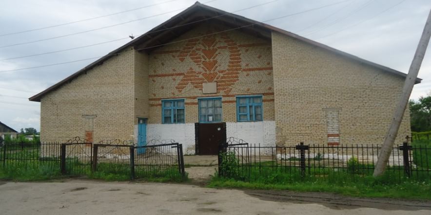 Основное изображение для учреждения Новомирская сельская библиотека