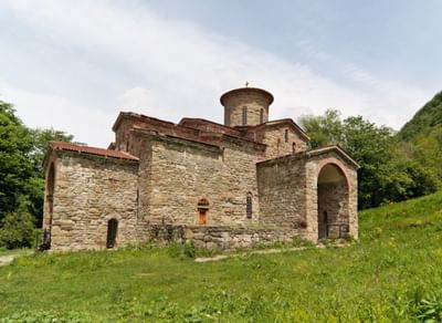 Храм на Нижне-Архызском городище (Северный) в республике Карачаево-Черкесия