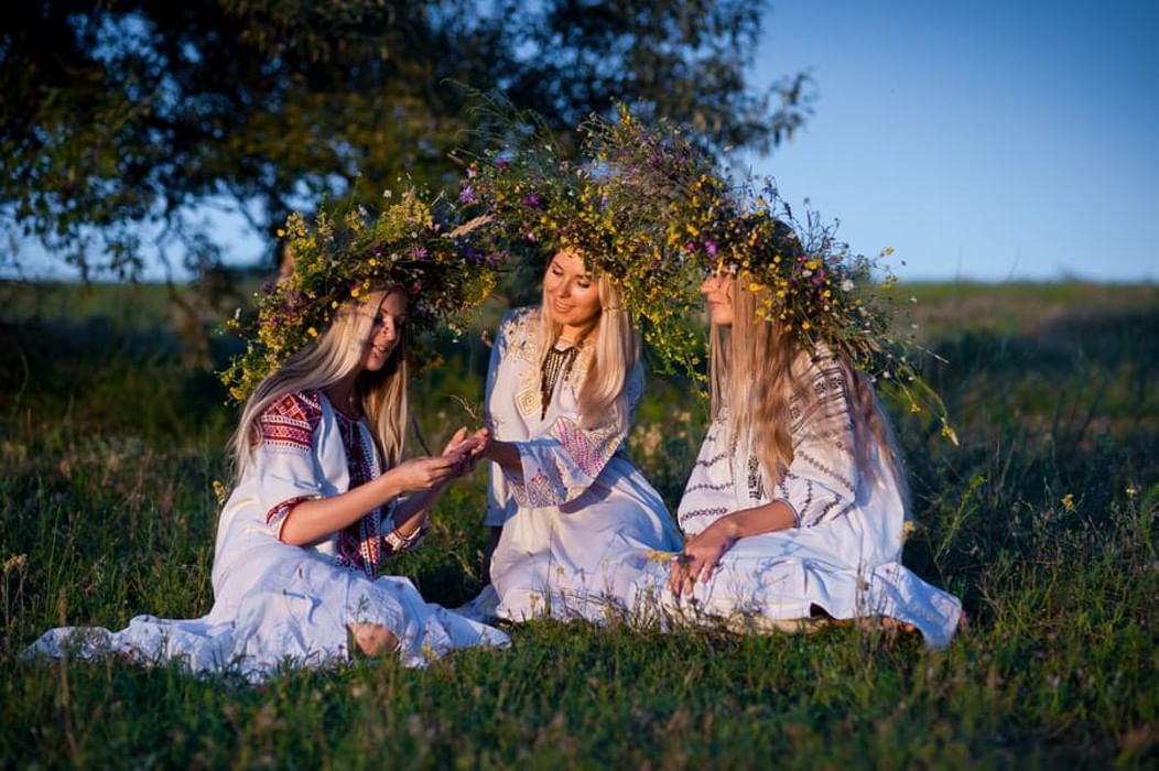 Славянка на 10 дней. Семик Русальная неделя. Венок на Ивана Купала. Ивана Купала venok.