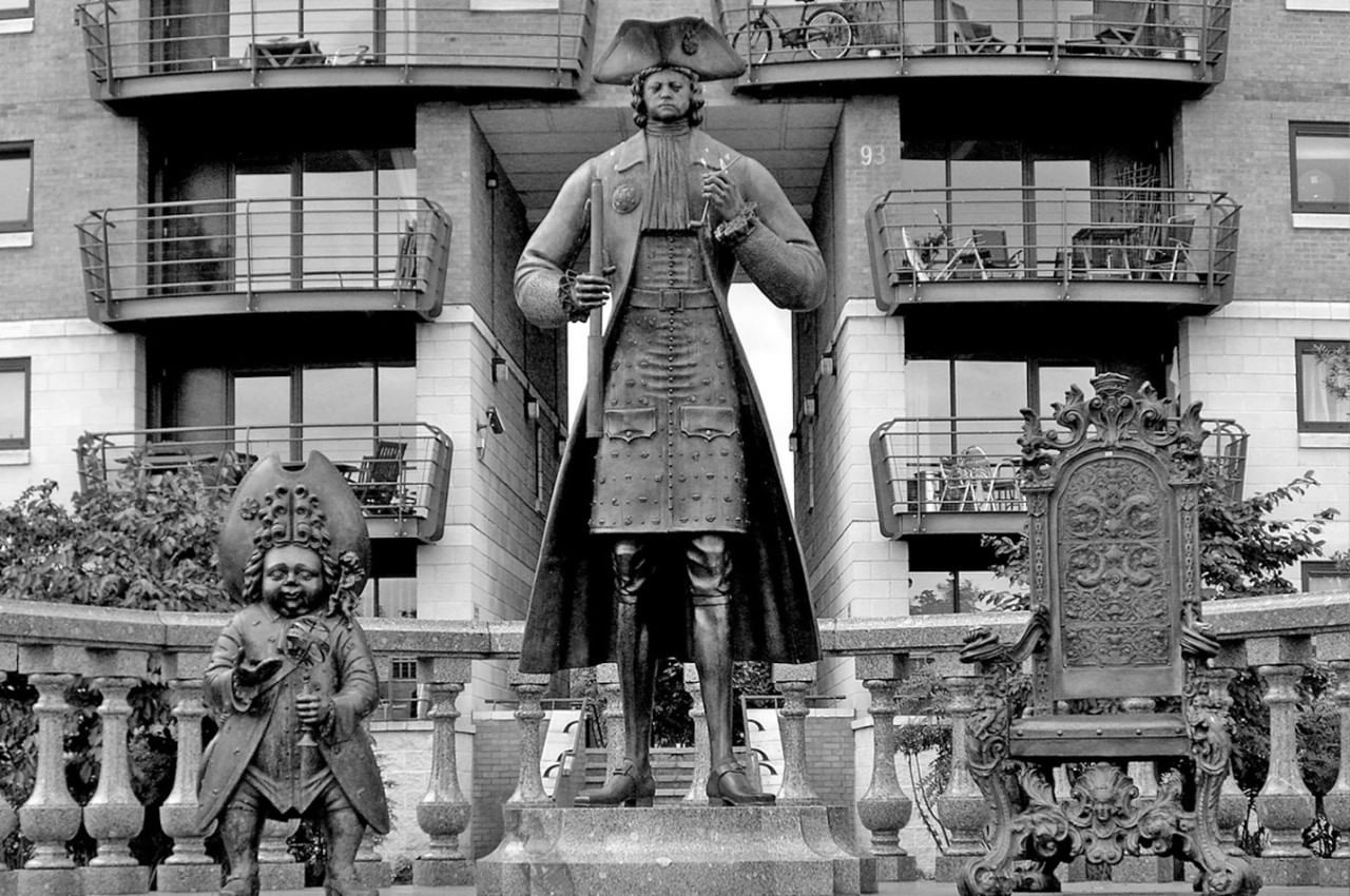 Памятник Петру 1 в Лондоне Шемякин