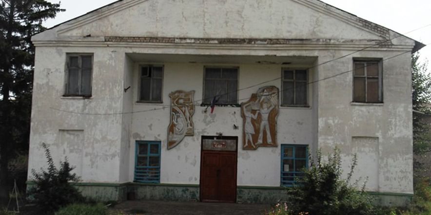 Основное изображение для учреждения Чекалинский сельский Дом культуры