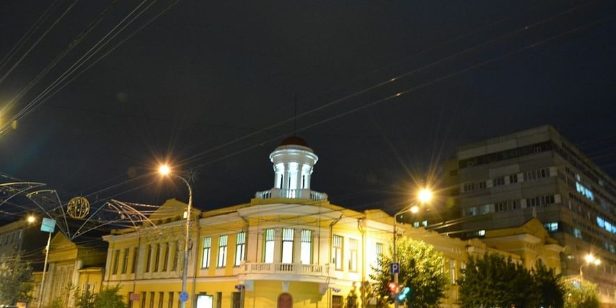Основное изображение для учреждения Дом офицеров города Красноярска