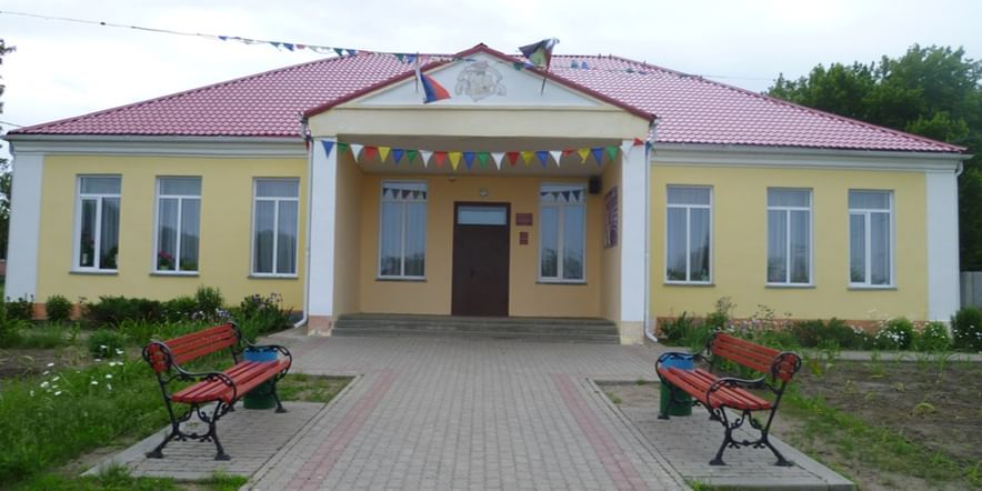 Основное изображение для учреждения Глотовский сельский дом культуры