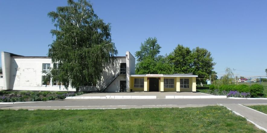 Основное изображение для учреждения Плотавский сельский дом культуры
