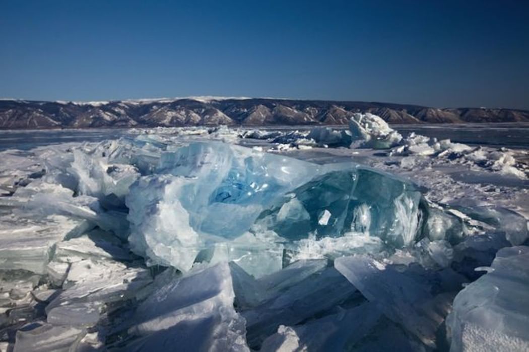 Ice pictures. Лед колобовник на Байкале. Ниласовые льды. Лед сало на Байкале. Снежура на Байкале.