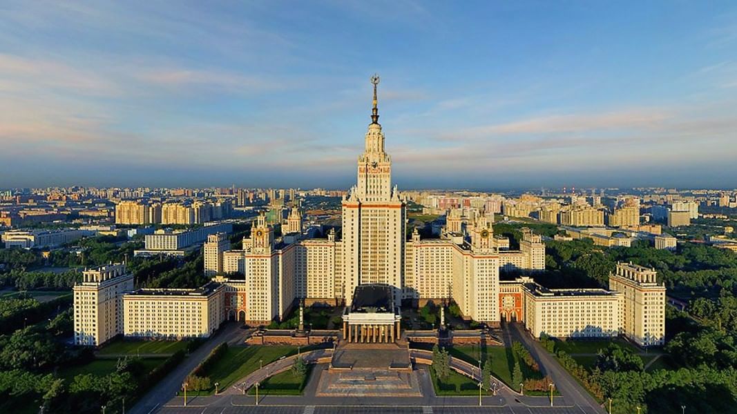 Здания в москве