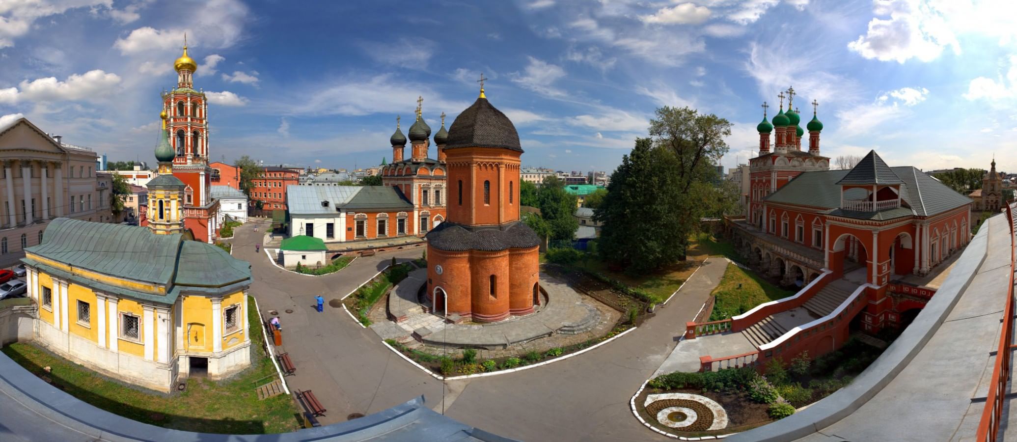 Высокопетровский монастырь в москве фото