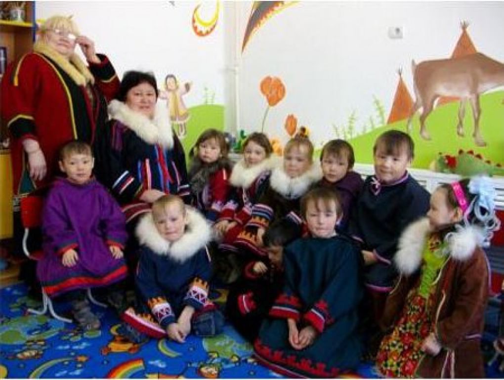 Группа «Языковое гнездо «Каяку» («Солнышко») и воспитатели Светлана Рослякова и Тамара Мальцева