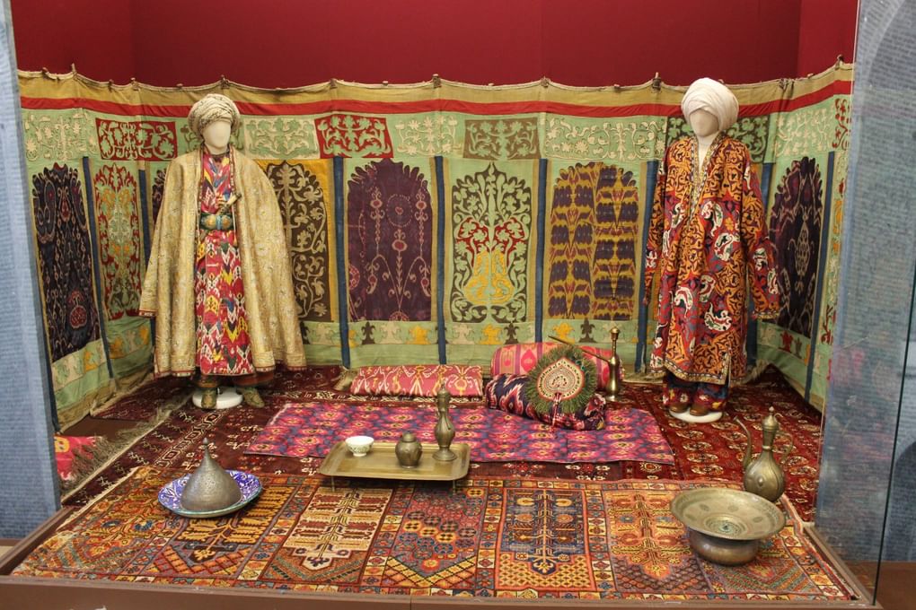 Импровизированный шатер бухарского эмира