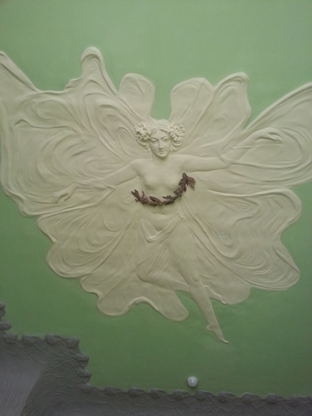 Декор потолка в особняке А. Курлиной в Самаре