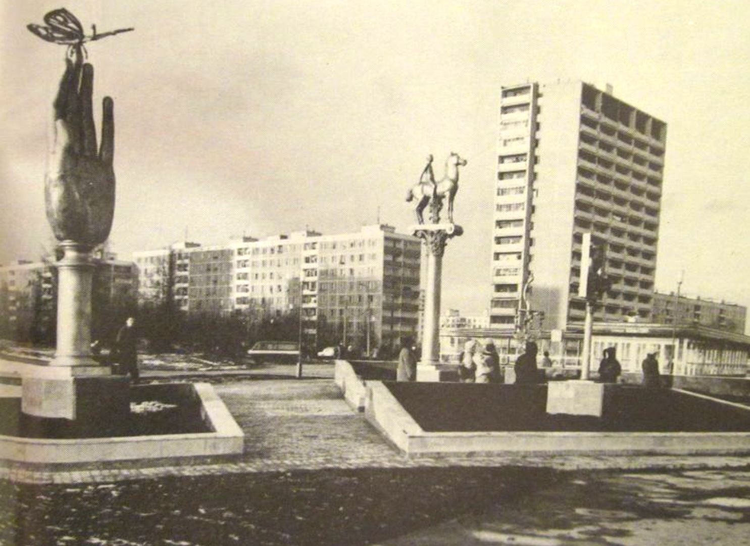 Конькова метро. Ясенево в 1970 годах. Беляево 1980. Район метро Коньково. Площадь района Коньково.