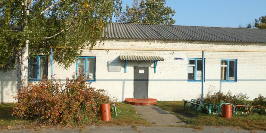 Основное изображение для учреждения Коноваловский сельский клуб