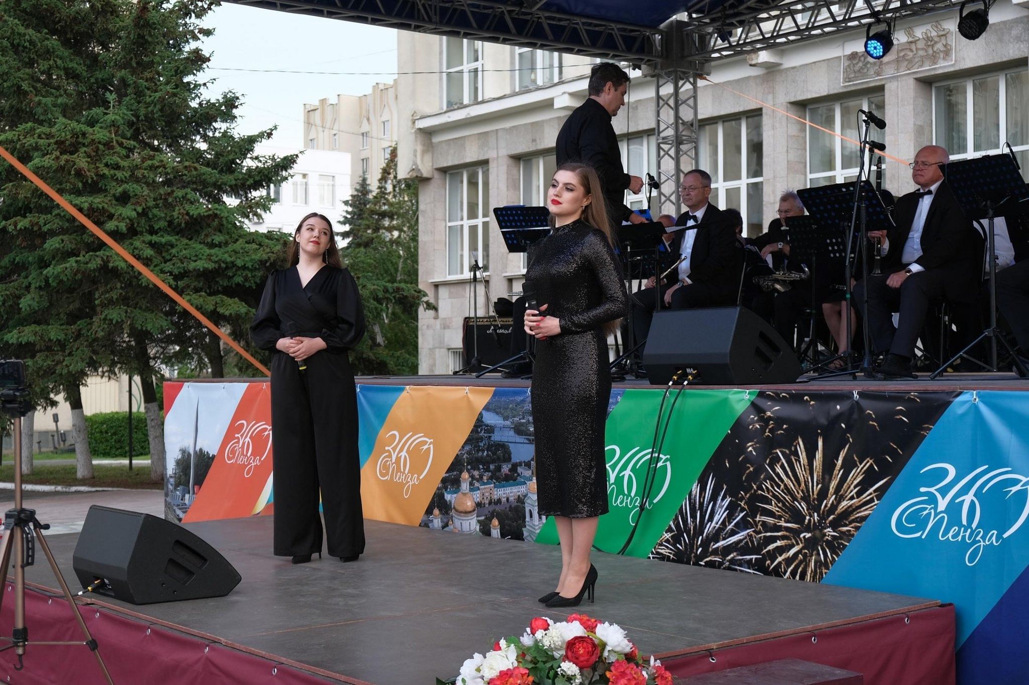 Концерты в пензе 2024. Джаз май пенза 2023 фото. Дискотека 90-х в дизель арена пенза. Концерты в пензе 2024. Пенза концерт.