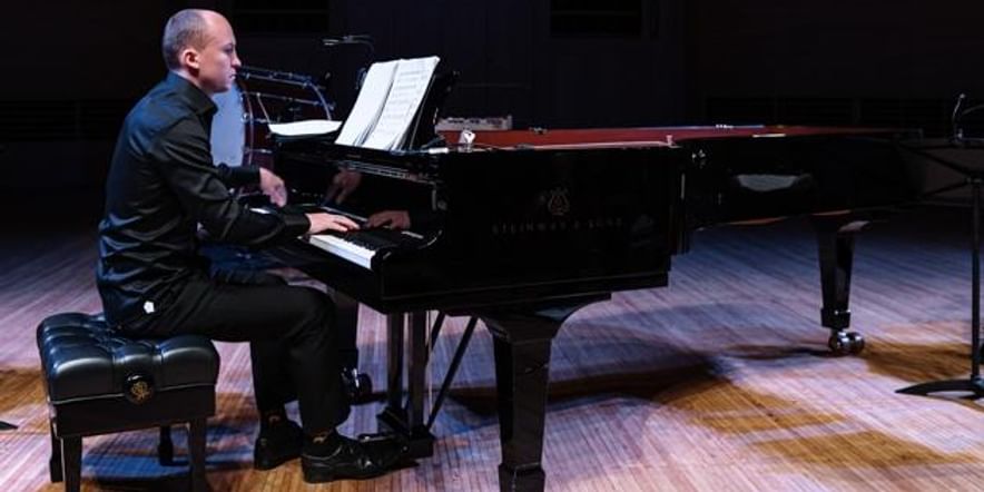 Основное изображение для события Концерт «Музыка Людовико Эйнауди, фортепиано»