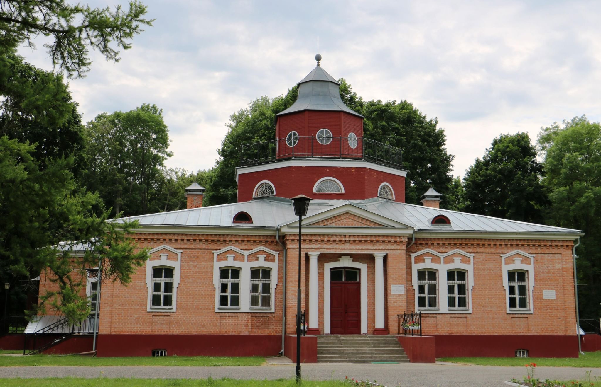 Мемориальный музей А.К. Толстого в с. Красный Рог — Почепский район, с. Красный  Рог. Подробная информация о музее: расписание, фото, адрес и т. д. на  официальном сайте Культура.РФ