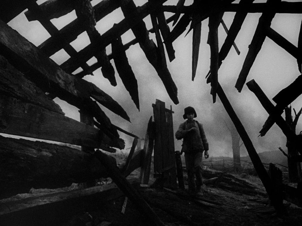 Кадр из художественного фильма Андрея Тарковского «Иваново детство» (1962)