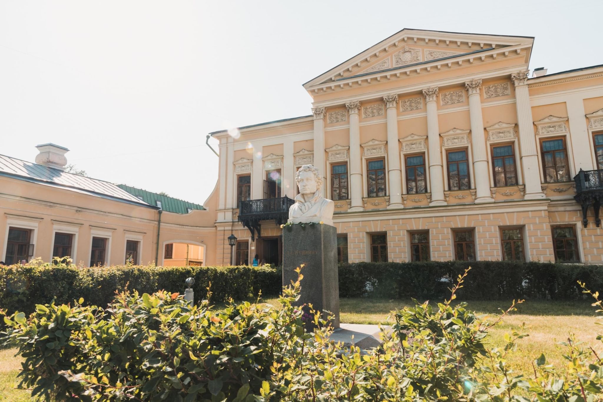 библиотека пушкина в москве