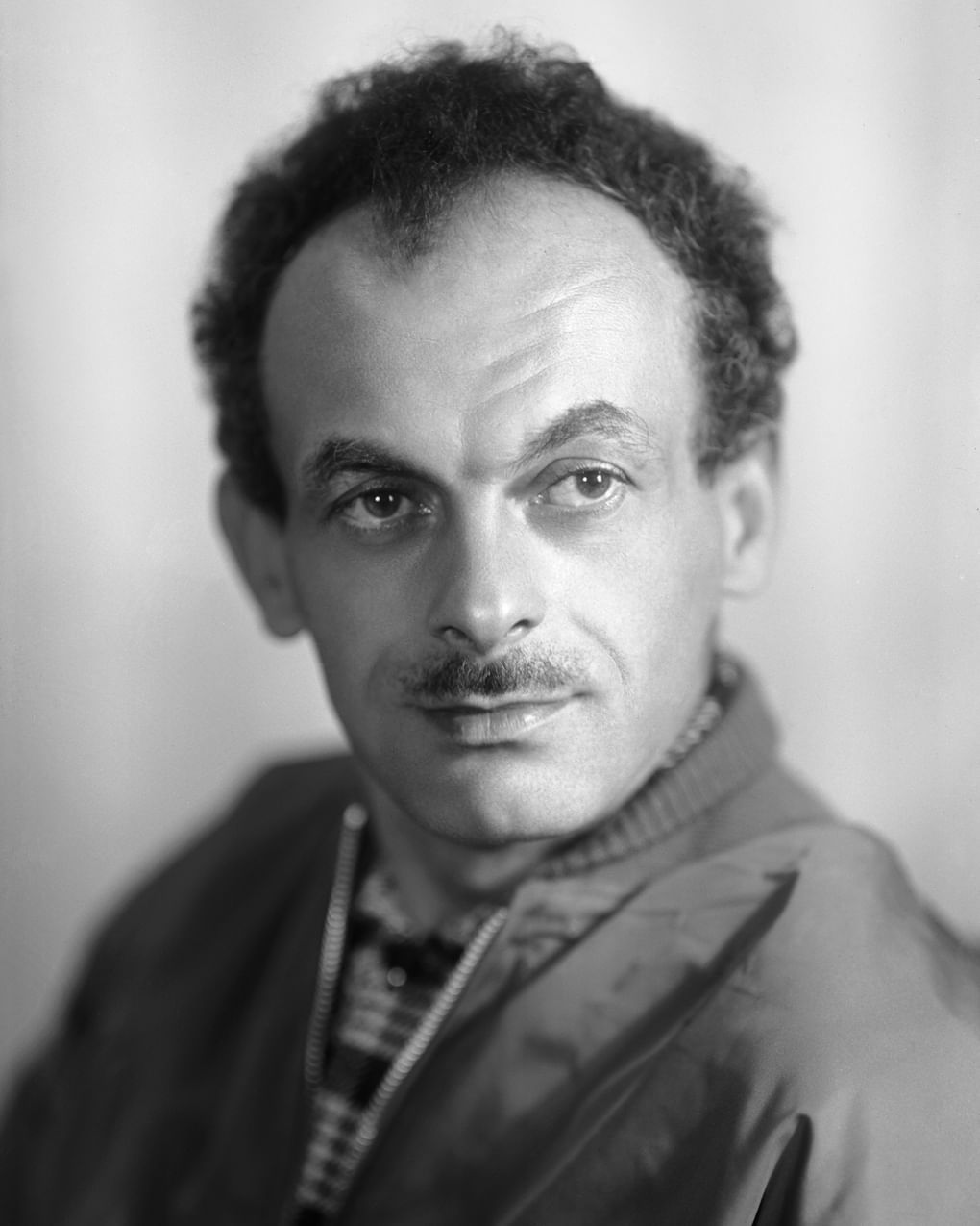 Поэт Булат Окуджава. 1963 год. Фотография: Савостьянов Владимир / ТАСС