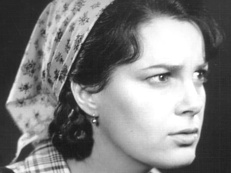 Актриса элина быстрицкая биография личная жизнь Лучшие спектакли Элины Быстрицкой: смотреть онлайн и бесплатно