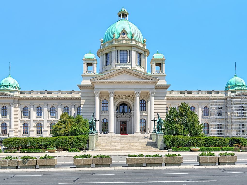 Национальный парламент, Белград. Фотография: Михаил Марковский / фотобанк «Лори»