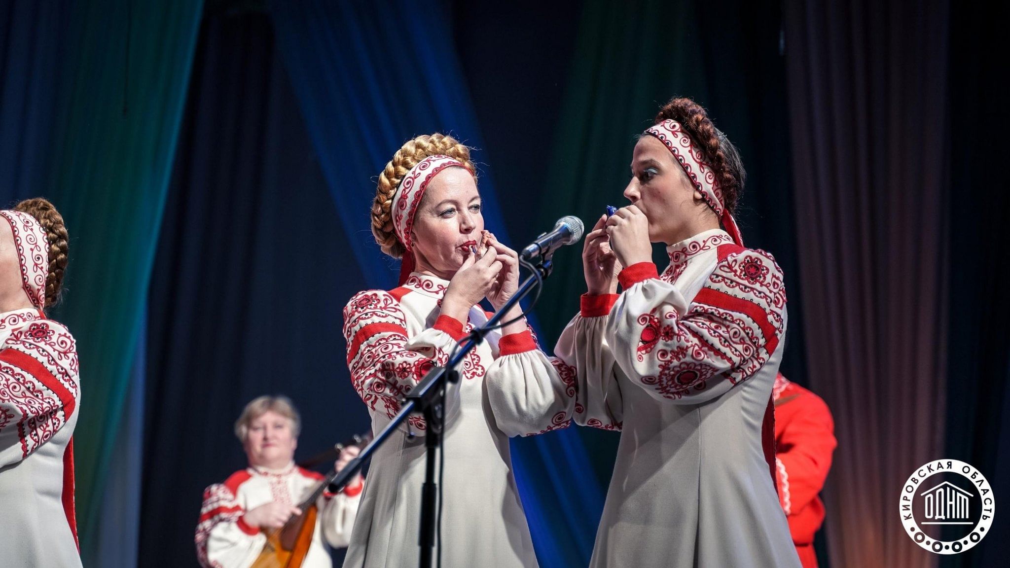 XV межрегиональный фестиваль-конкурс национального творчества «Жар-птица»  2024, Городской округ город Киров — дата и место проведения, программа  мероприятия.