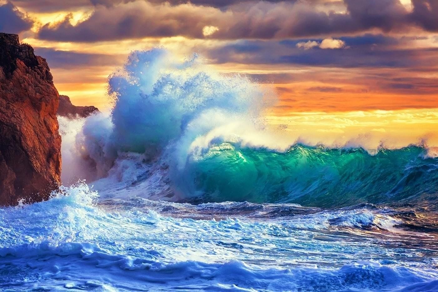 красивые волны на море