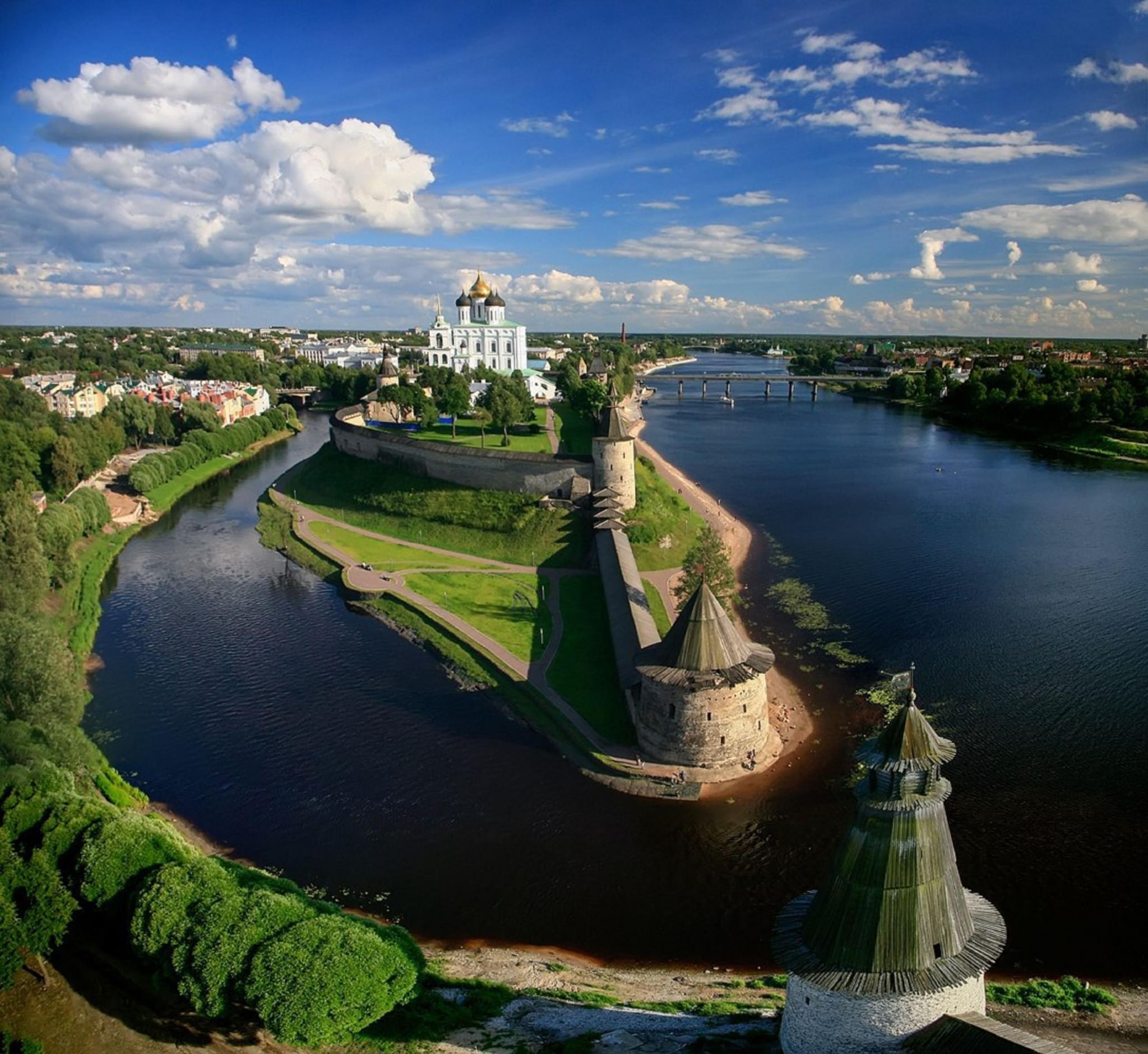 Русские города. Городской округ город Псков. Псков исторический центр. Псков Великая. Псков Кремль.