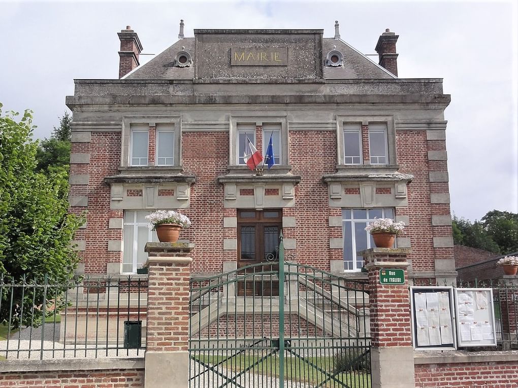 Замок Коленкур, Франция. Фотография: Havang(nl) / <a href="https://commons.wikimedia.org/wiki/File:Caulaincourt_(Aisne)_mairie.JPG" target="_blank" rel="noopener">commons.wikimedia.org</a>