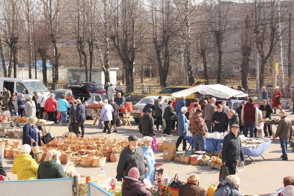 Весенняя ярмарка. Ярмарка весной. Сельхоз ярмарка Весенняя. Весенняя сельскохозяйственная ярмарка.