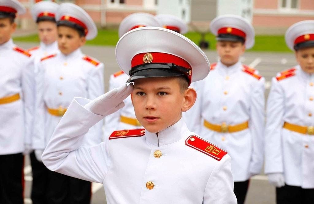 Форму видео. Кадетское училище в Санкт-Петербурге для мальчиков. Кадет. Современные суворовцы. Кадеты суворовцы.