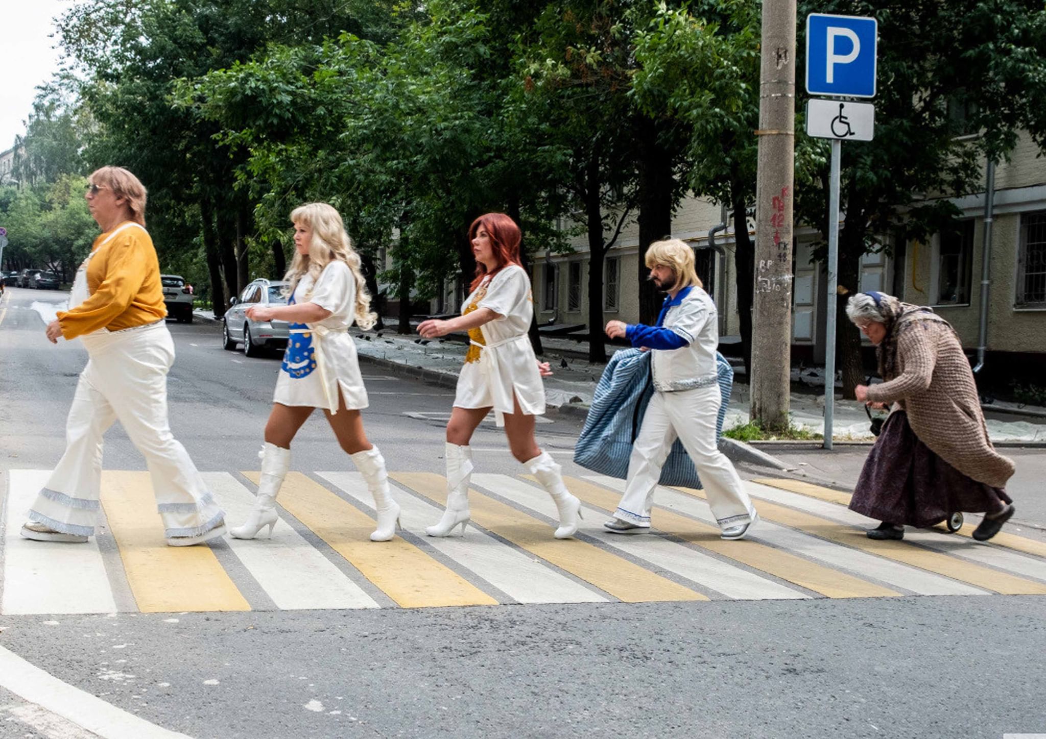 Фото бабушка легкого поведения