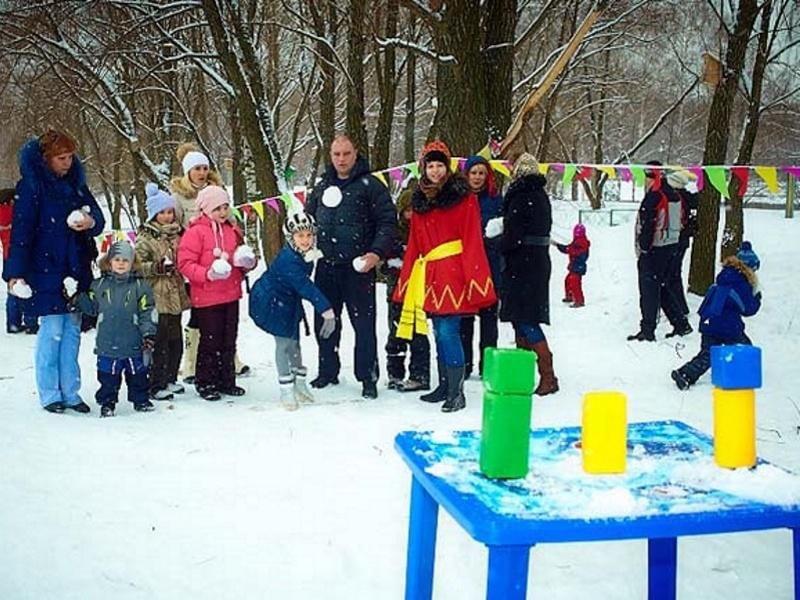 Зима игры на свежем воздухе